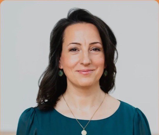Sorniza Costoff, Diplom-Psychologin